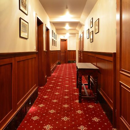 Hotel Tacl Holesov Экстерьер фото